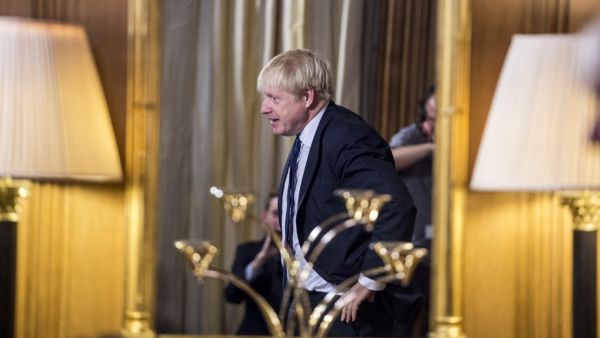 British Prime Minister Boris Johnson on August 30 warned any attempt by MPs next week to stop Brexit or delay it beyond October 31 would do "lasting damage" to public trust in politics. (JEREMY SELWYN / POOL / AFP)