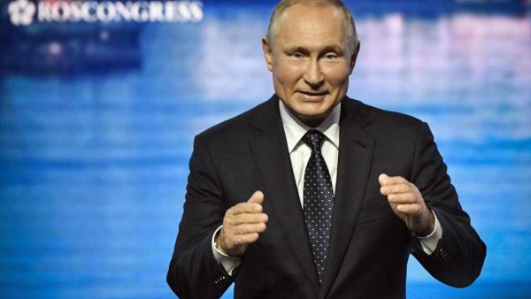 Russian President Vladimir Putin opens a plenary session of Eastern Economic Forum at far-eastern Russian port of Vladivostok on September 5, 2019. (AFP/ File Photo)