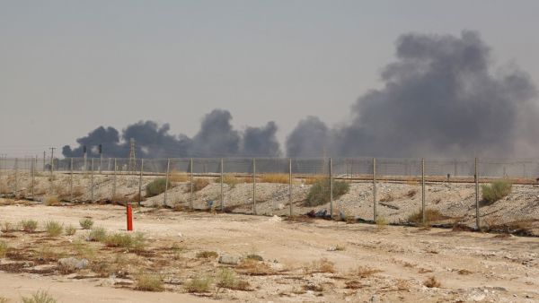 Smoke billows from an Aramco oil facility in Abqaiq about 60km (37 miles) southwest of Dhahran in Saudi Arabia's eastern province on September 14, 2019. (AFP/ File Photo)