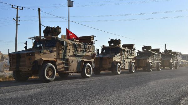 Turkish forces have entered Syria near Tal Abyad for the first US-Turkey joint patrols (Twitter)