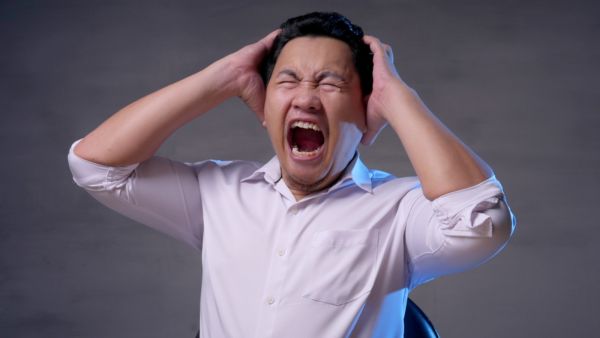 جب عليك أن تكون واعياً عندما يثار غضبك للمحيط المتواجد به