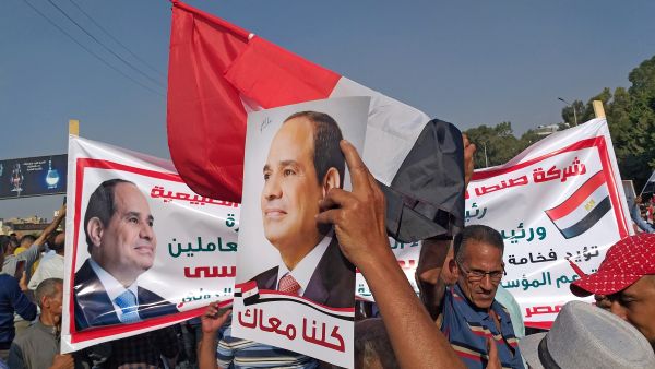 Supporters of Egyptian President Abdel Fattah al-Sisi rally near the Unknown Soldier Memorial in the eastern Nasr City district of Egypt's capital Cairo on September 27, 2019. (AFP/ File Photo)