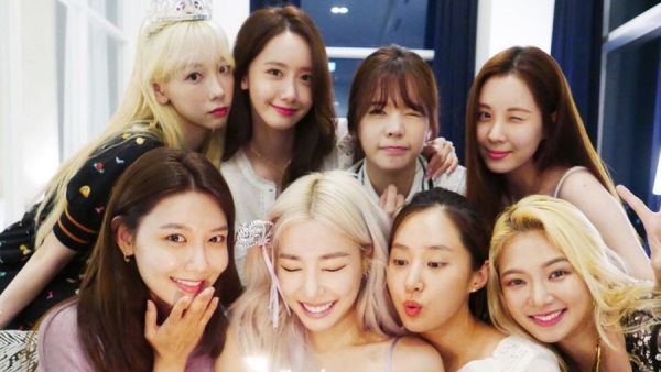 Girls' Generation member Taeyeon is teasing her new album. (Twitter)