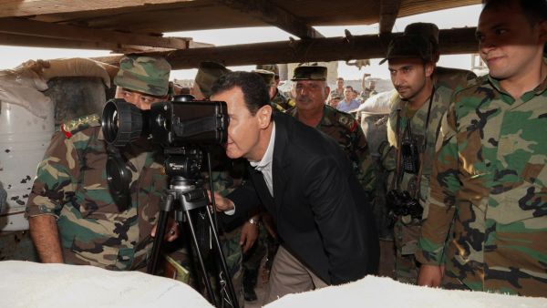 President Bashar al-Assad visits Syrian Army in Idlib countryside (Twitter)