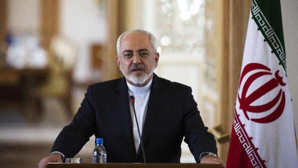 Iranian Foreign Minister Mohammad Javad Zarif speaks during a press conference in Tehran on July 28, 2015 (AFP Photo/Behrouz Mehri)