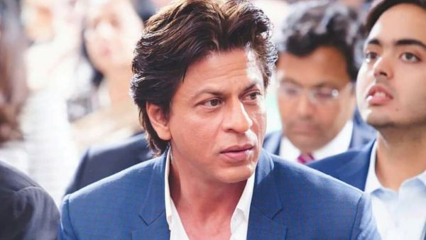 Al Issawi said earlier during a program that his basic work is a photographer Source shahrukh_khan_official_ Instagram