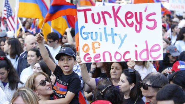 U.S. government recognize the century-old killings of 1.5 million Armenians as a genocide (Twitter)