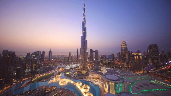 دبي مدينة متميزة وتقدم تجارب تمتع عملائنا على مدار العام. كما تعد إحدى المدن الأكثر تفضيلاً عندما يتعلق الأمر بتجارب التسوق وزيارة المعالم وتناول الطعام.