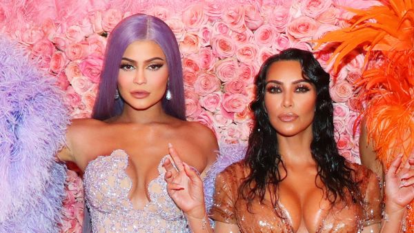 كيم كارداشيان وكايلي جينر