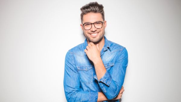  ارتدِ النظارات الطبية بشكل منتظم تفاديًا للإصابة بمزيد من ضعف النظر
