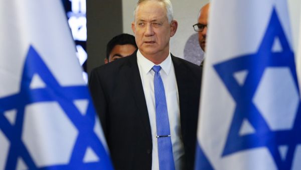 Israeli Kahol Lavan (Blue and White) political alliance leader and retired General Benny Gantz, arrives to give a statement ahead of a midnight deadline in the coastal city of Tel Aviv on November 20, 2019. (AFP/ File Photo)