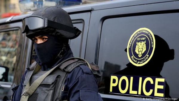Egypt security services imprisoned three journalists for 15 days on Wednesday for "spreading false news". (AFP)