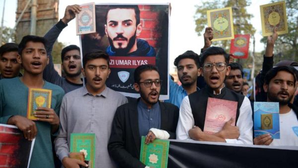 Pakistani supporters of the 'hero' demonstrate against the Quran burning. (AFP/ File Photo)