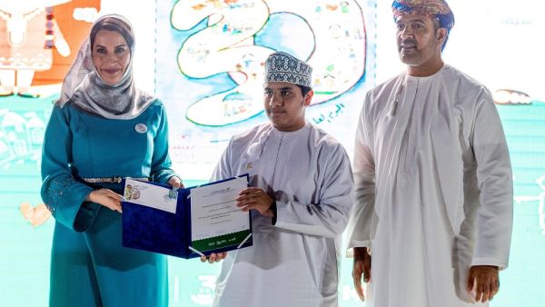 Oman Post and Children First Association Celebrates World Children’s Day With an Exclusive Stamp 