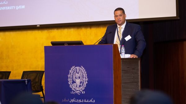 خلال الحدث