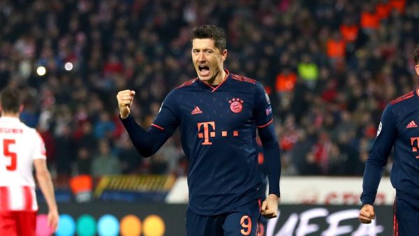 ليفاندوفسكي يسجل سوبر هاتريك