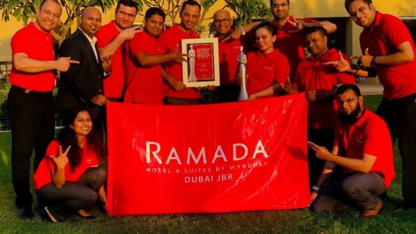 فندق وأجنحة رمادا من ويندام دبي جميرا بيتش ريزيدنس  يفوز بجائزة أفضل فندق مناسب للعائلات