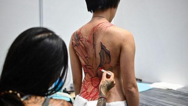  المعرض "لم يكن متماشيا مع ثقافة ماليزيا ... التي يدين معظم أبنائها بدين الإسلام".