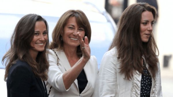 كيت ميدلتون ووالدتها كارول وشقيقتها بيبا