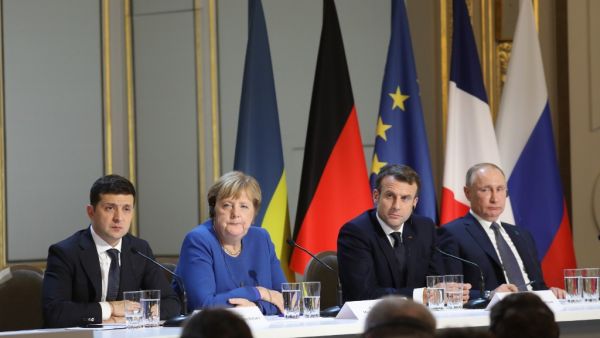 (FromL) Ukrainian President Volodymyr Zelensky, German Chancellor Angela Merkel, French President Emmanuel Macron and Russian President Vladimir Putin give a press conference after a summit on Ukraine at the Elysee Palace, in Paris, on December 9, 2019. (AFP/ File Photo)