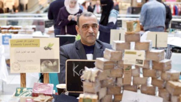 UNHCR’s #WithRefugees Winter Bazaar is selling handmade products by refugees at Galleria Mall in Amman on Friday and Saturday (Photo courtesy of UNHCR)
