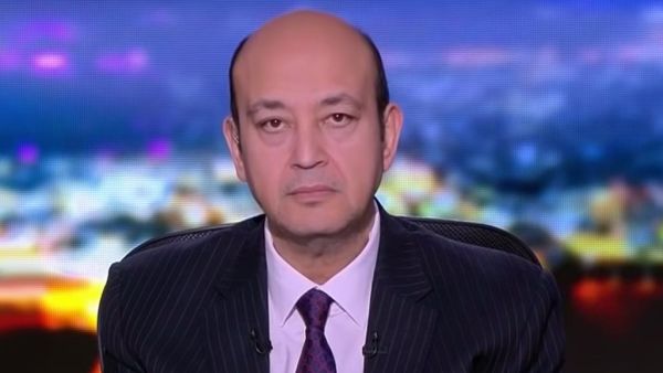 مقدم البرامج عمرو أديب