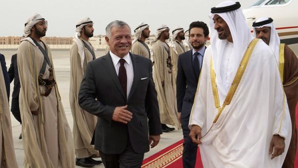 Sheikh Mohamed Bin Zayed Al Nahyan receives King Abdullah II at Abu Dhabi International Airport on Wednesday. AFP