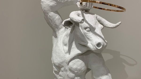 III Iranian Sculpture Expo in Tehran  (Twitter)