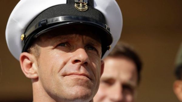  Eddie Gallagher (Twitter)