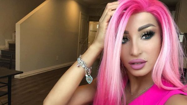 The Lebanese beauty used a picture from a previous fitness championship contest