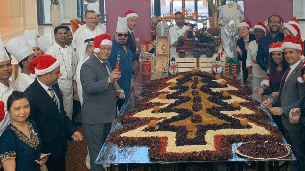 Bab Al Qasr Hotel & Residences Welcomes the Festive Season  With Cake Mixing 