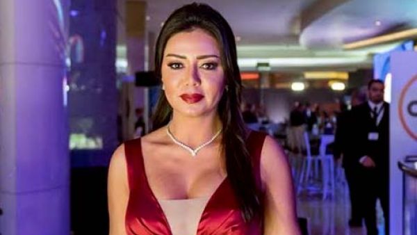 الممثلة المصرية رانيا يوسف