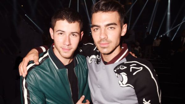 جو ونيك جوناس