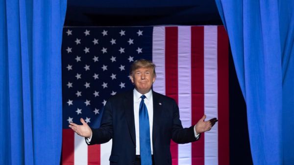 US President Donald Trump arrives for a "Keep America Great" campaign rally in Milwaukee, Wisconsin, January 14, 2020. SAUL LOEB / AFP`