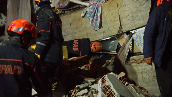 Rescue teams were being sent to the scene of the quake, which had its epicentre in the small lakeside town of Sivrice in the eastern province of Elazig.  ILYAS AKENGIN / Demiroren News Agency (DHA) / AFP