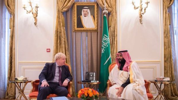 Saudi Crown Prince Mohammed Bin Salman meets Secretary of State for Foreign Affairs Boris Johnson. (SPA)
