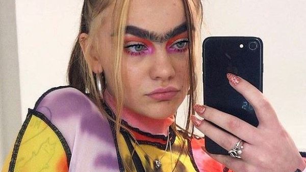 Bring on the brows! Sarah Marie Clarke from Copenhagen, Denmark, used to pluck her eyebrows at least once a week, but in March of 2019, she gave up the tweezers for good (dailymail)