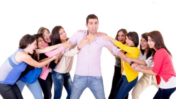 تبحث النساء عنه