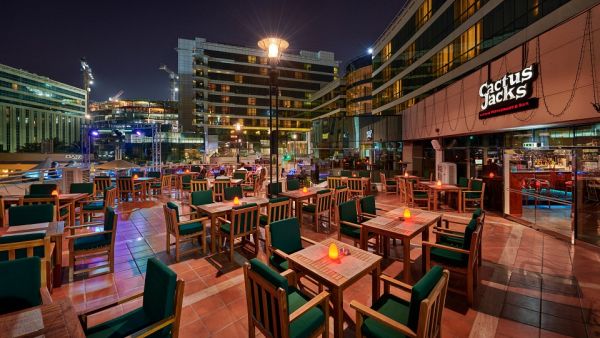 Celebrate Valentine’s Day at Millennium Airport Hotel Dubai 