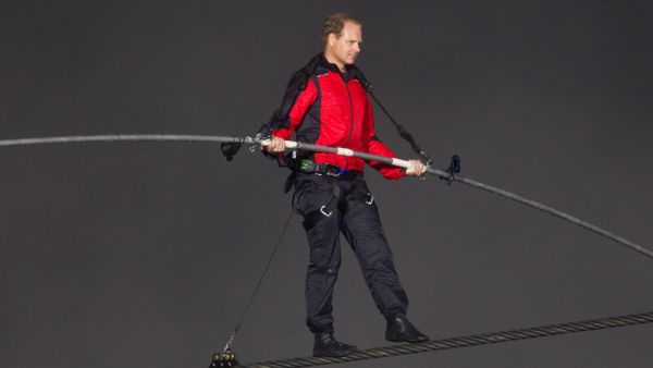 Nik Wallenda crossing Niagara Falls on June 15. (AFP/ File Photo)