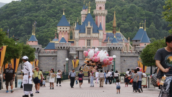 ملاهي ديزني لاند في هونغ كونغ