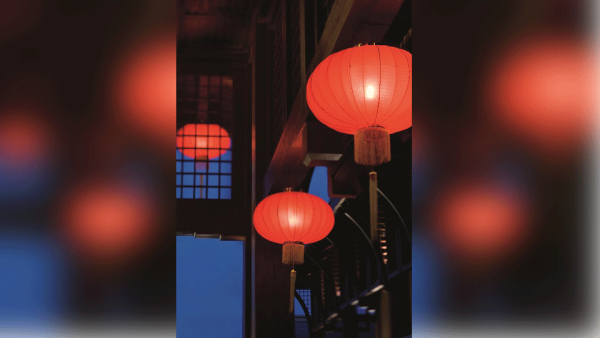 Diners will have the choice to sit under giant red lanterns hanging from the ceiling indoors and outdoor patio area as they enjoy different Chinese flavors. 