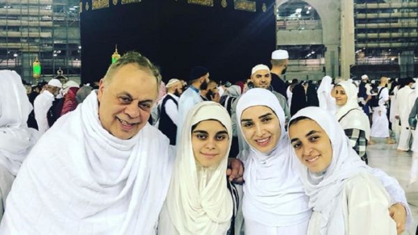 روجينا و عائلتها يستقبلون العام الجديد في الحرم المكي