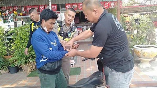 Amornrak Jitkoh, 45, was furious after discovering local policeman Jumrus Doljue, 57, had been sleeping with his fortune teller wife, Nai (Dailymail)