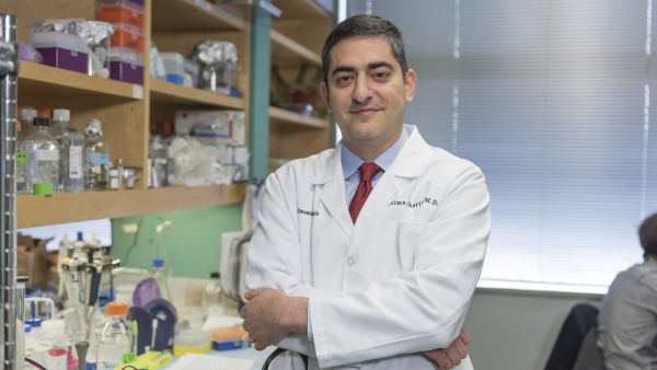 Nima Sharifi, M.D of Cleveland Clinic’s Lerner Research Institute Cleveland Clinic Researchers Validate Link Between Genetic Variant and Poor Outcomes in Men With Advanced Prostate Cancer