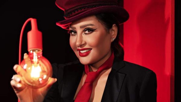  المطربة التونسية لطيفة