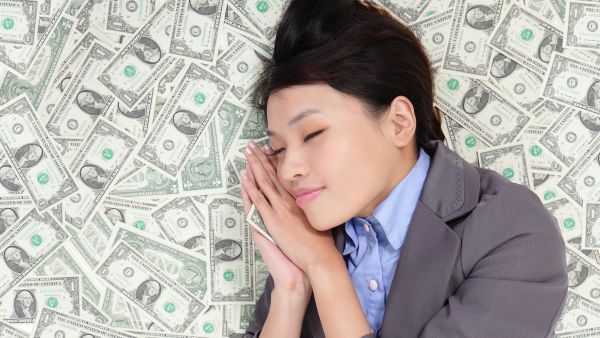6 Ways to Make Money While You're Asleep