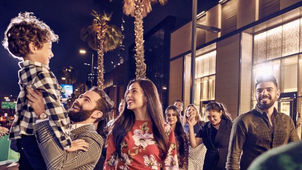 أفلام سينمائية وفعاليات موسيقية ورياضية وغيرها