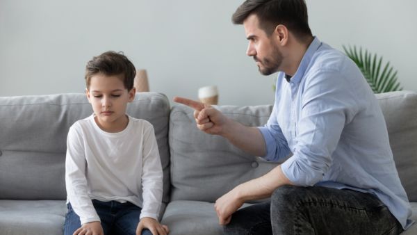 يجب أن تكوني حازمة في قراراتك ومع الوقت سوف تكتشفين التأثير الإيجابي للحزم