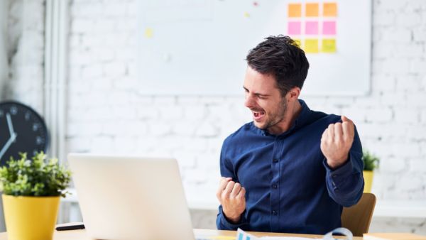  التمتع التام بالتركيز والإبداع والرِّضا على مستوى العمل الوظيفي.